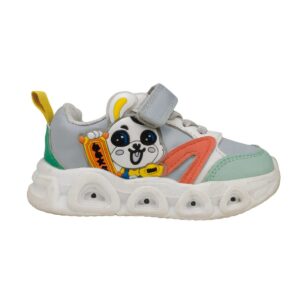 Kids’ sneakers